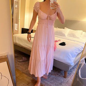 NEW Romantic Midi Dress in Blush  US 6